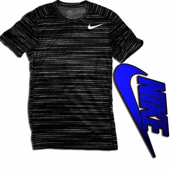 Nike Dri-fit fitted short sleeve (s) - Picture 2 of 5